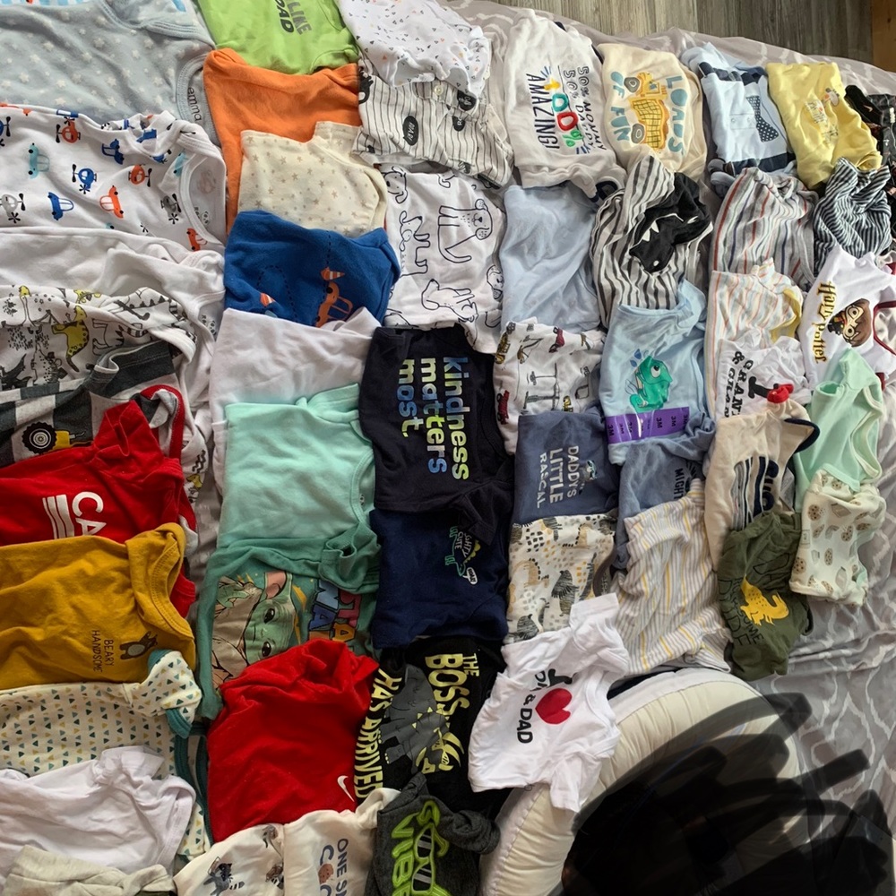 Baby bodysuits 0-3 months (over 100 items)